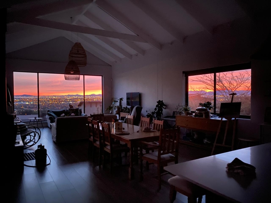4 Bedroom Property for Sale in Stonehurst Mountain Estate Western Cape